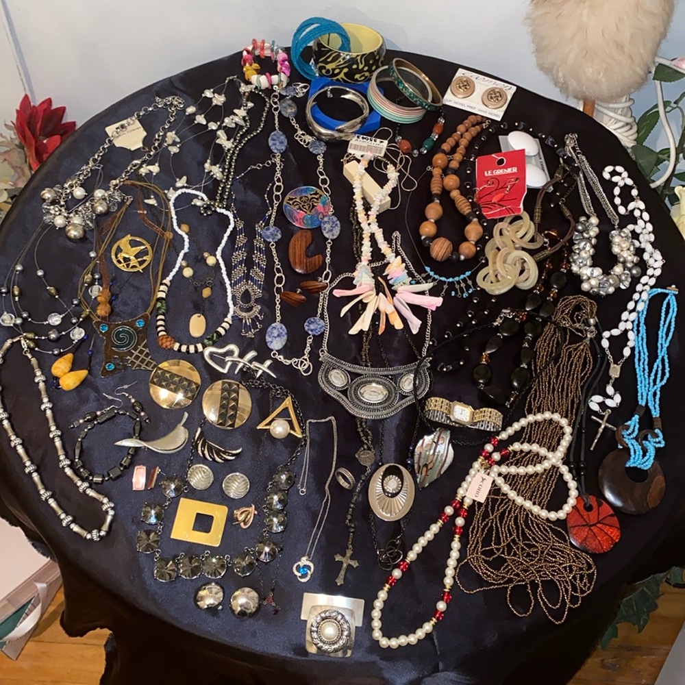 Vintage To Now Wearable Jewelry 925 Monet Richelieu beads Lot